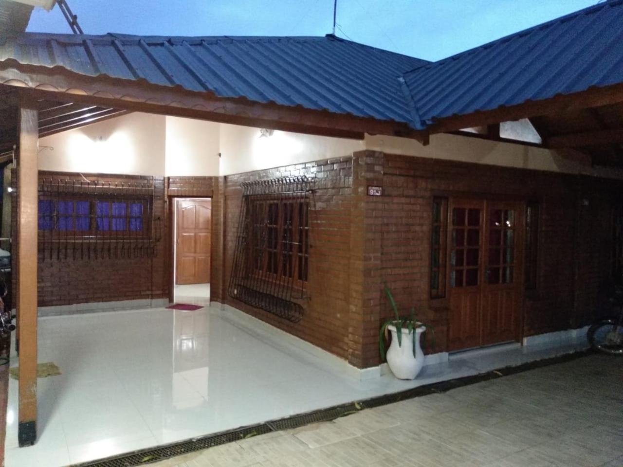 Villa Lo De Chawi à Puerto Iguazú Extérieur photo